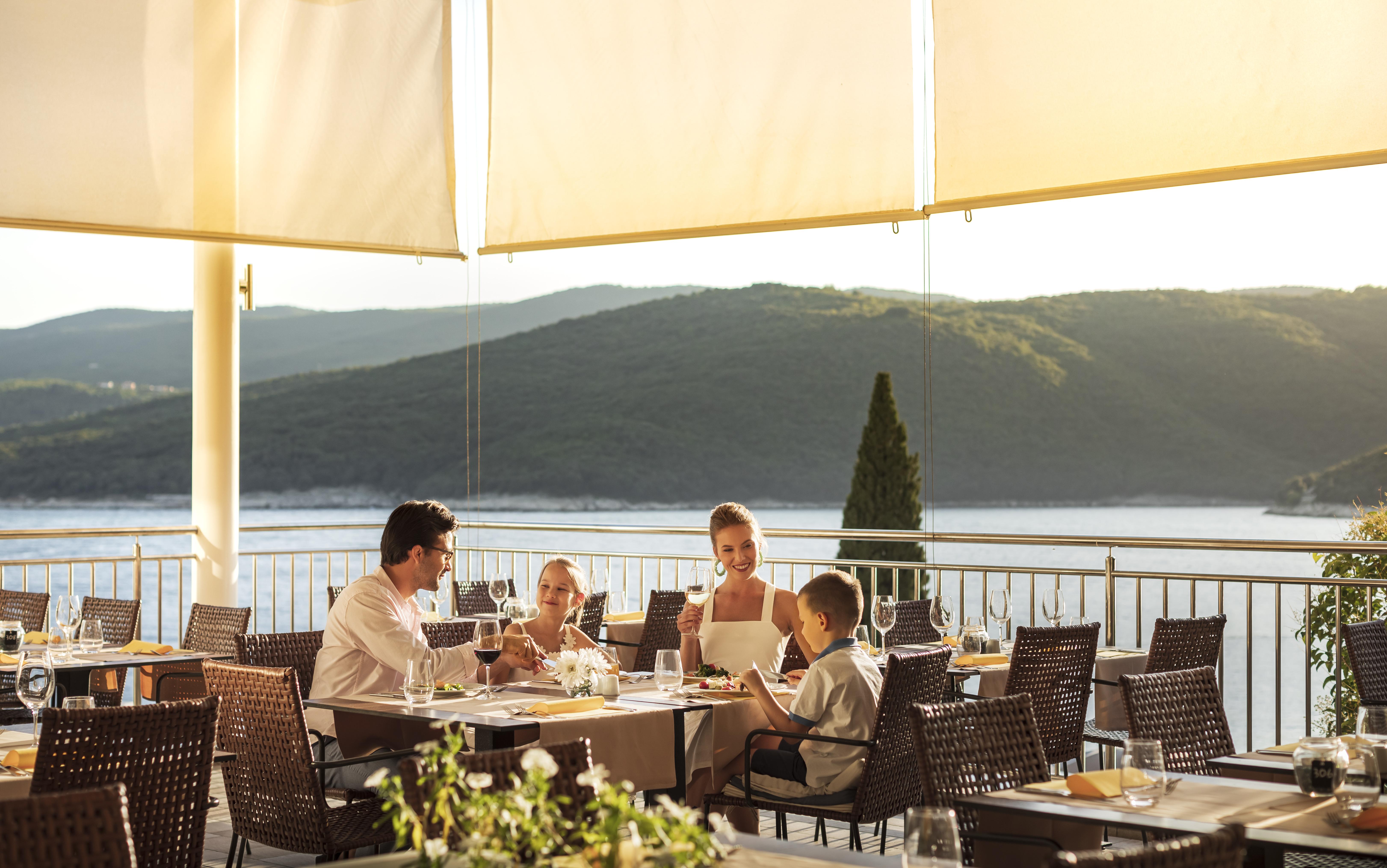 Valamar Sanfior Hotel & Casa Rabac Buitenkant foto